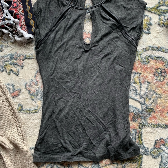 Women’s Clothing Lot - Size Small - Picture 7 of 16